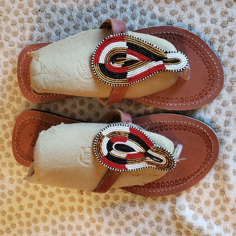Ladies Maasai Leather Sandals. Size 10 or 40 decorated with beads.